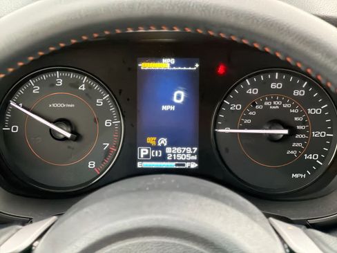 Certified 2022 Subaru Crosstrek 2.0i Premium w/ Moonroof Package image 35