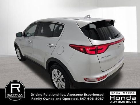 Used 2019 Kia Sportage LX AWD/4WD image 3