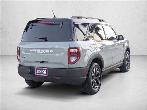Used 2023 Ford Bronco Sport Outer Banks AWD/4WD image 5