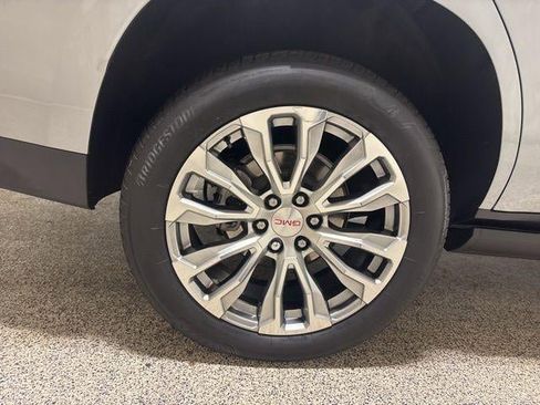 Used 2023 GMC Yukon Denali image 36