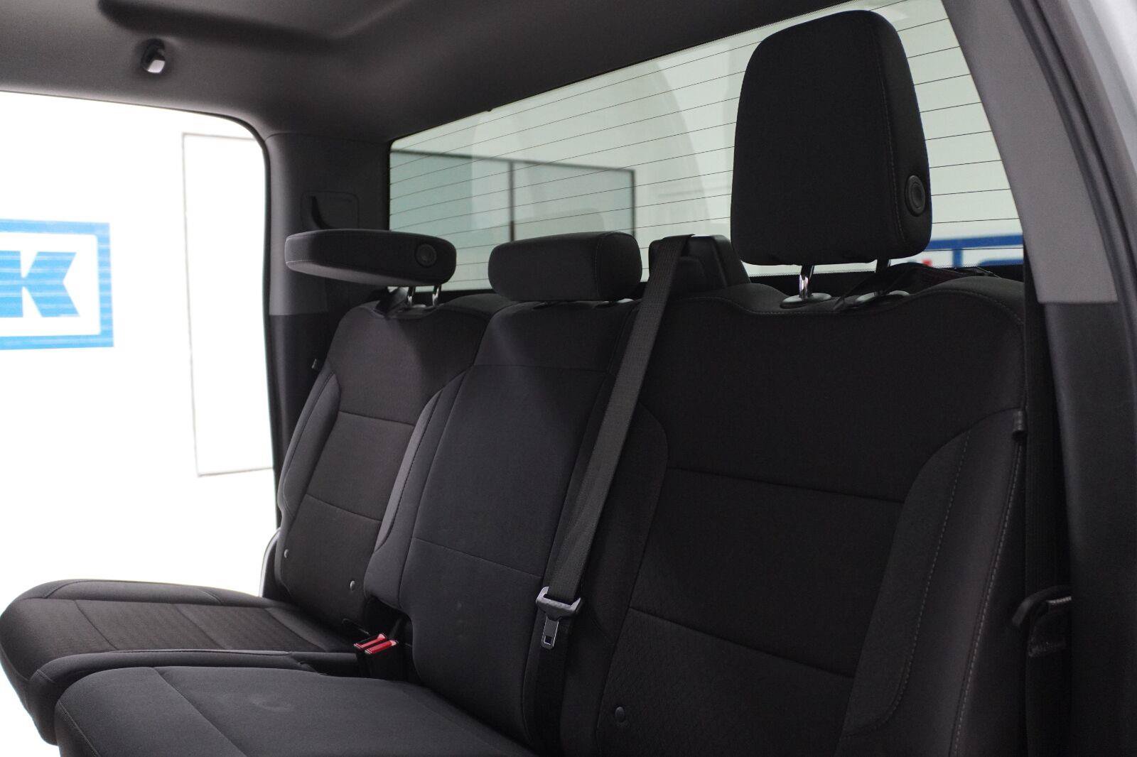 Used 2025 Chevrolet Silverado 1500 LT RWD image 23