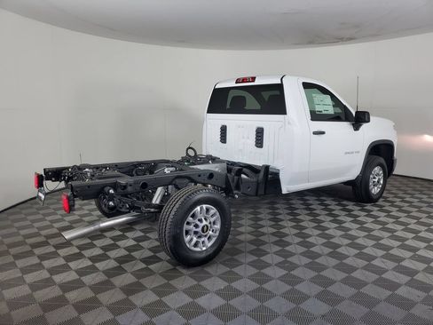 New 2026 Chevrolet Silverado 2500 W/T w/ WT Convenience Package RWD image 4