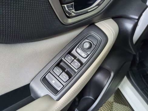 Used 2022 Subaru Forester Premium AWD/4WD image 14