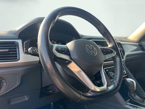 Used 2022 Volkswagen Atlas SEL R-Line AWD/4WD image 57