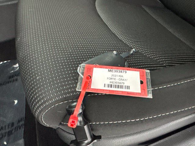 Certified 2021 Kia Forte LXS FWD image 29
