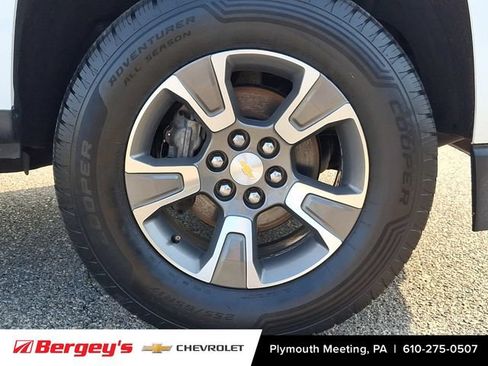 Used 2017 Chevrolet Colorado Z71 AWD/4WD image 10