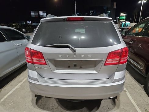 Used 2018 Dodge Journey SE w/ Mopar All Weather Group image 5