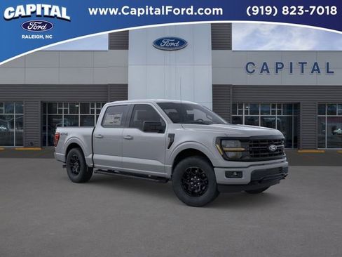 New 2026 Ford F150 XLT w/ XLT Black Appearance Package AWD/4WD image 7