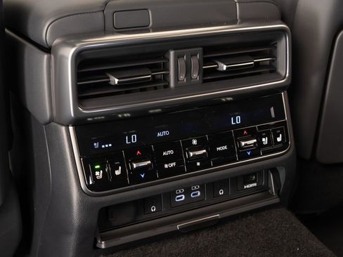 New 2026 Lexus LX 700h Luxury image 23