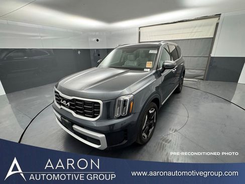 Used 2024 Kia Telluride S w/ S Sunroof Package AWD/4WD image 1