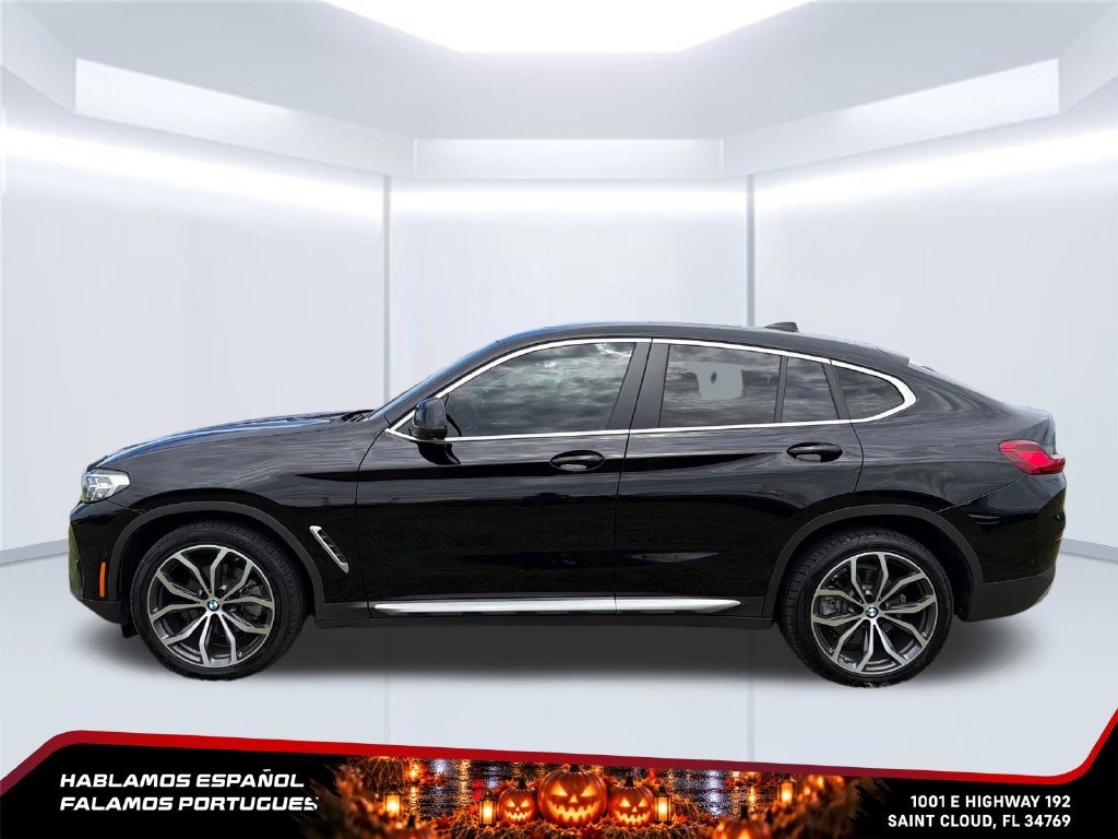 Used 2022 BMW X4 xDrive30i w/ Parking Assistance Package AWD/4WD image 2