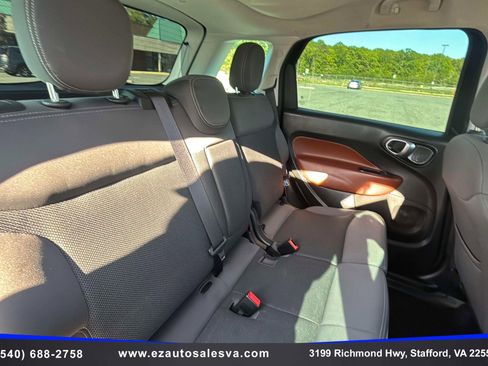 Used 2014 FIAT 500L Trekking w/ Popular Equipment Group image 23