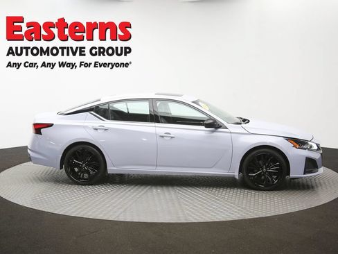 Used 2023 Nissan Altima 2.5 SR w/ SR Premium Package FWD image 47