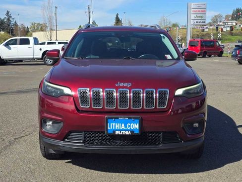 Used 2021 Jeep Cherokee Latitude Lux w/ Comfort/Convenience Group image 8