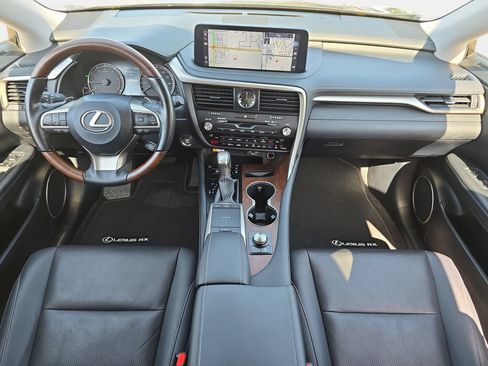 Used 2022 Lexus RX 350L FWD w/ Premium Package image 9