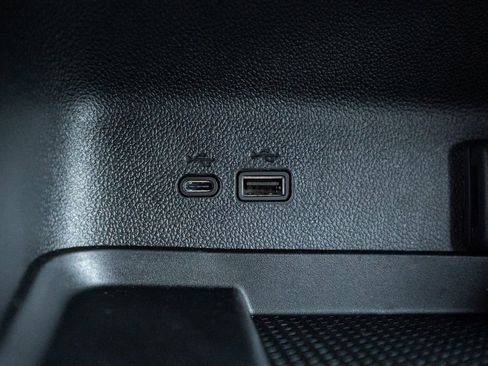 New 2025 Chevrolet Traverse Z71 w/ Enhanced Driving Package image 28