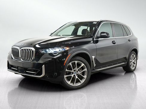 Used 2024 BMW X5 xDrive40i w/ Premium Package AWD/4WD image 1