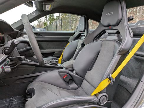 Certified 2026 Porsche 911 GT3 w/ Chrono Package RWD image 5