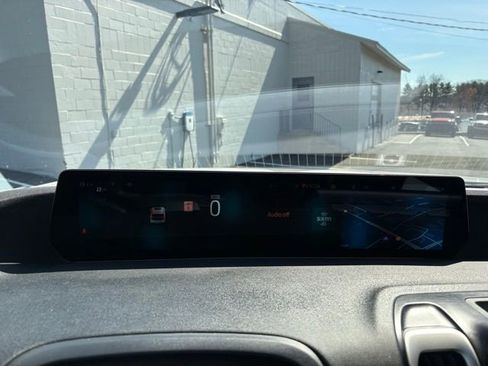Certified 2025 Ford Expedition Active AWD/4WD image 20
