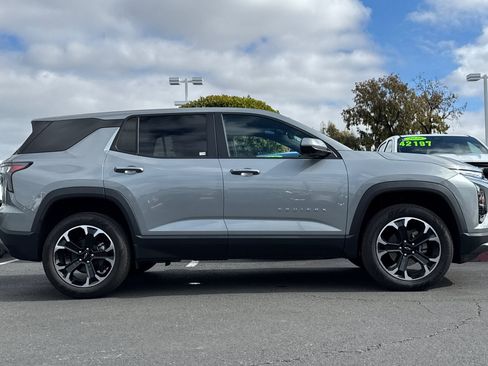Used 2026 Chevrolet Equinox LT w/ Safety and Technology Package image 4
