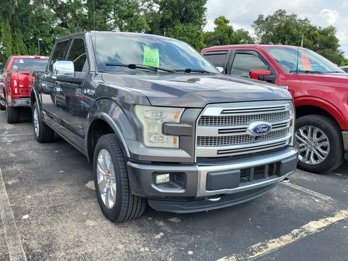 Used 2015 Ford F150 Platinum w/ Equipment Group 701A Luxury AWD/4WD image 6