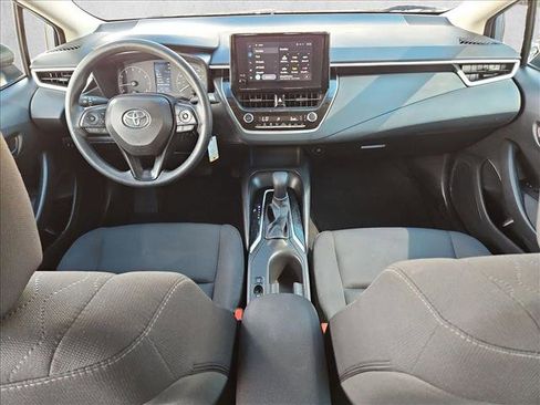 Used 2024 Toyota Corolla LE FWD image 17
