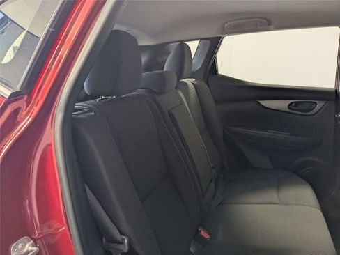 Used 2017 Nissan Rogue Sport S w/ S Appearance Package FWD image 27