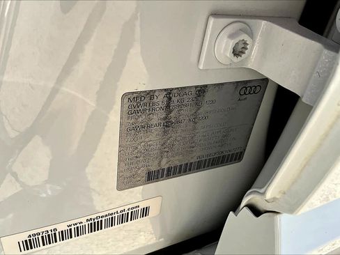 Used 2019 Audi Q3 2.0T Premium Plus image 35