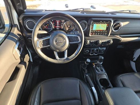 Certified 2022 Jeep Wrangler Unlimited Sahara w/ Cold Weather Group image 17