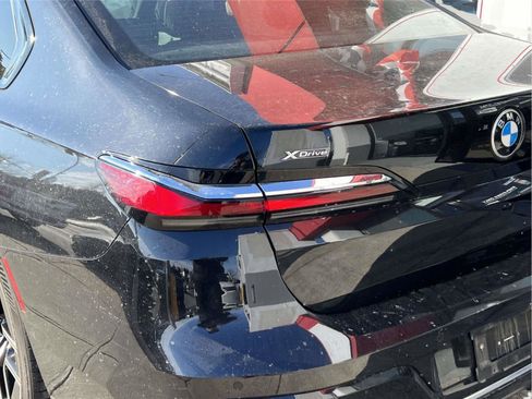 Used 2024 BMW 740i xDrive 740i xDrive image 10