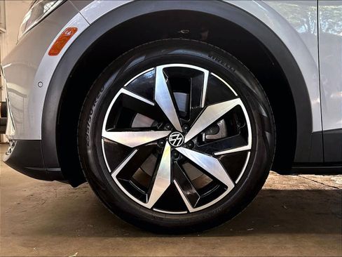 Used 2023 Volkswagen ID.4 S RWD image 36