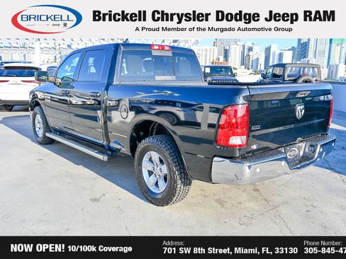 Used 2020 RAM 1500 Classic SLT w/ Luxury Group image 7