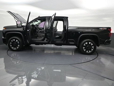Used 2020 Chevrolet Silverado 2500 Custom w/ Custom Value Package AWD/4WD image 37