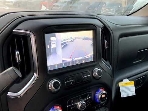 Used 2019 GMC Sierra 1500 AT4 w/ AT4 Premium Package image 28