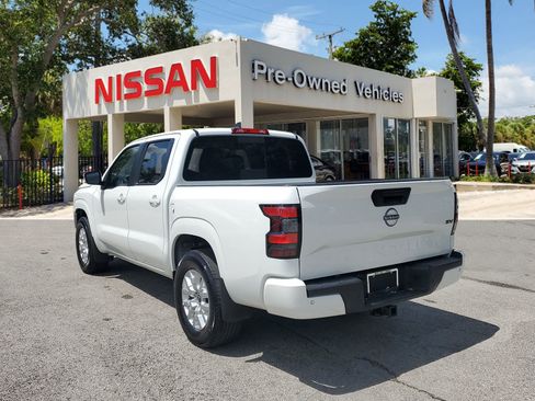 Certified 2023 Nissan Frontier SV w/ SV Convenience Package image 6