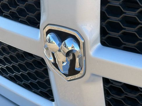 Used 2018 RAM 1500 Express image 7