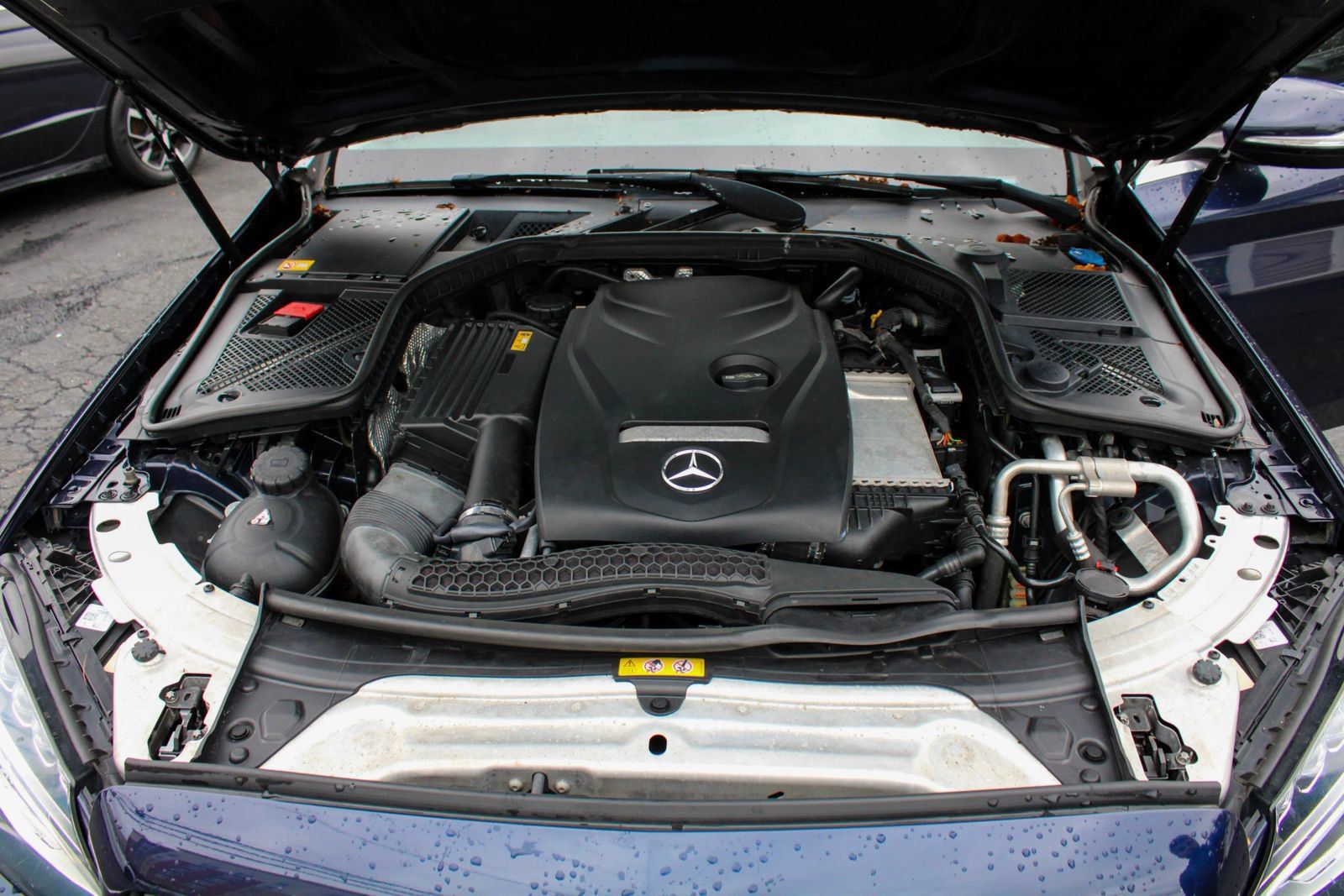Used 2015 Mercedes-Benz C 300 4MATIC Sedan image 16