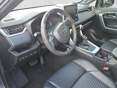 Used 2021 Toyota RAV4 XSE AWD/4WD image 18