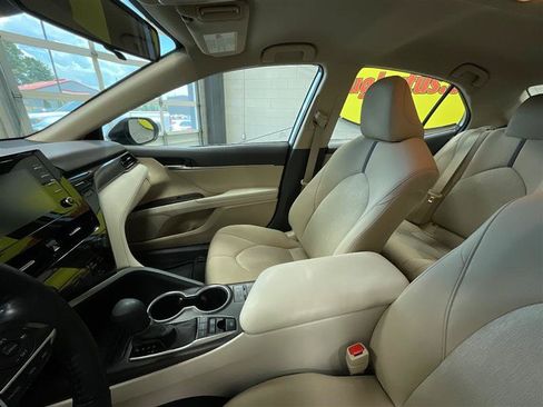 Used 2023 Toyota Camry LE w/ Cold Weather Package FWD image 12