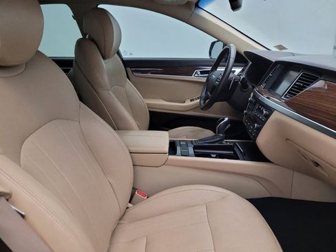 Used 2015 Hyundai Genesis 3.8 image 21