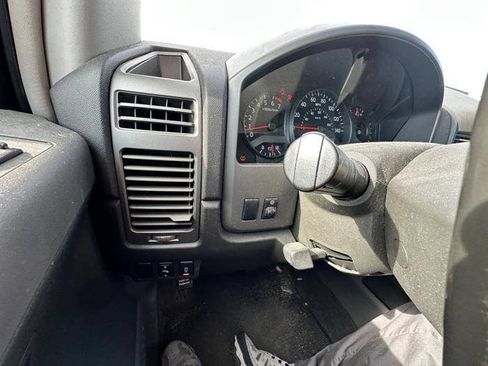 Used 2005 Nissan Armada SE AWD/4WD image 38