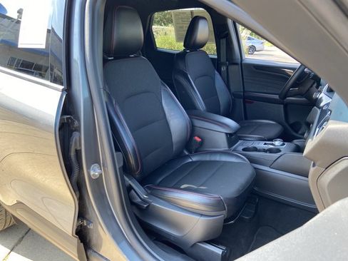 Used 2025 Ford Escape ST-Line FWD image 19