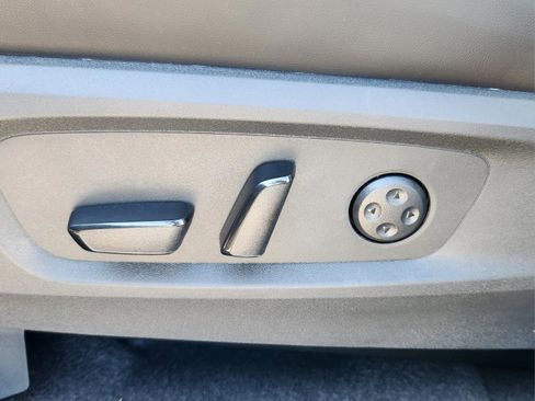 Certified 2025 INFINITI QX60 Luxe w/ Lighting Package (N94) image 12