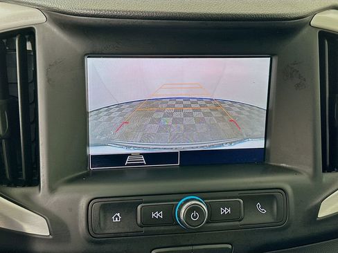 Used 2024 GMC Terrain SLE image 13