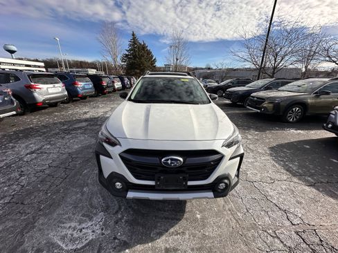 Used 2024 Subaru Outback Limited image 8