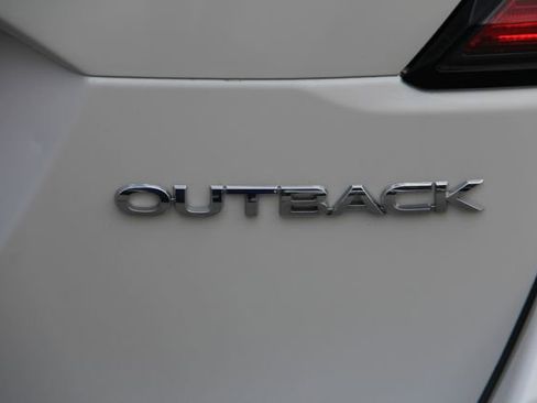 Used 2022 Subaru Outback Premium AWD/4WD image 10