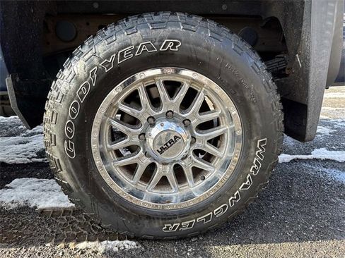 Used 2017 Chevrolet Silverado 2500 LTZ w/ LTZ Plus Package image 11