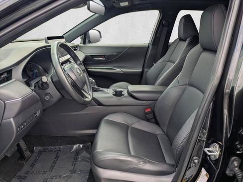 Used 2024 Toyota Venza Nightshade AWD/4WD image 17
