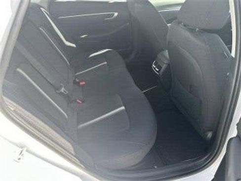 Used 2025 Hyundai Sonata SEL FWD image 15