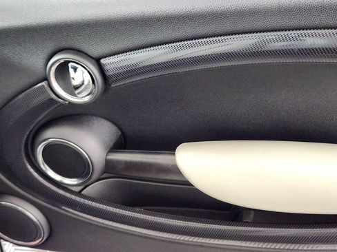 Used 2013 MINI Cooper S FWD image 16